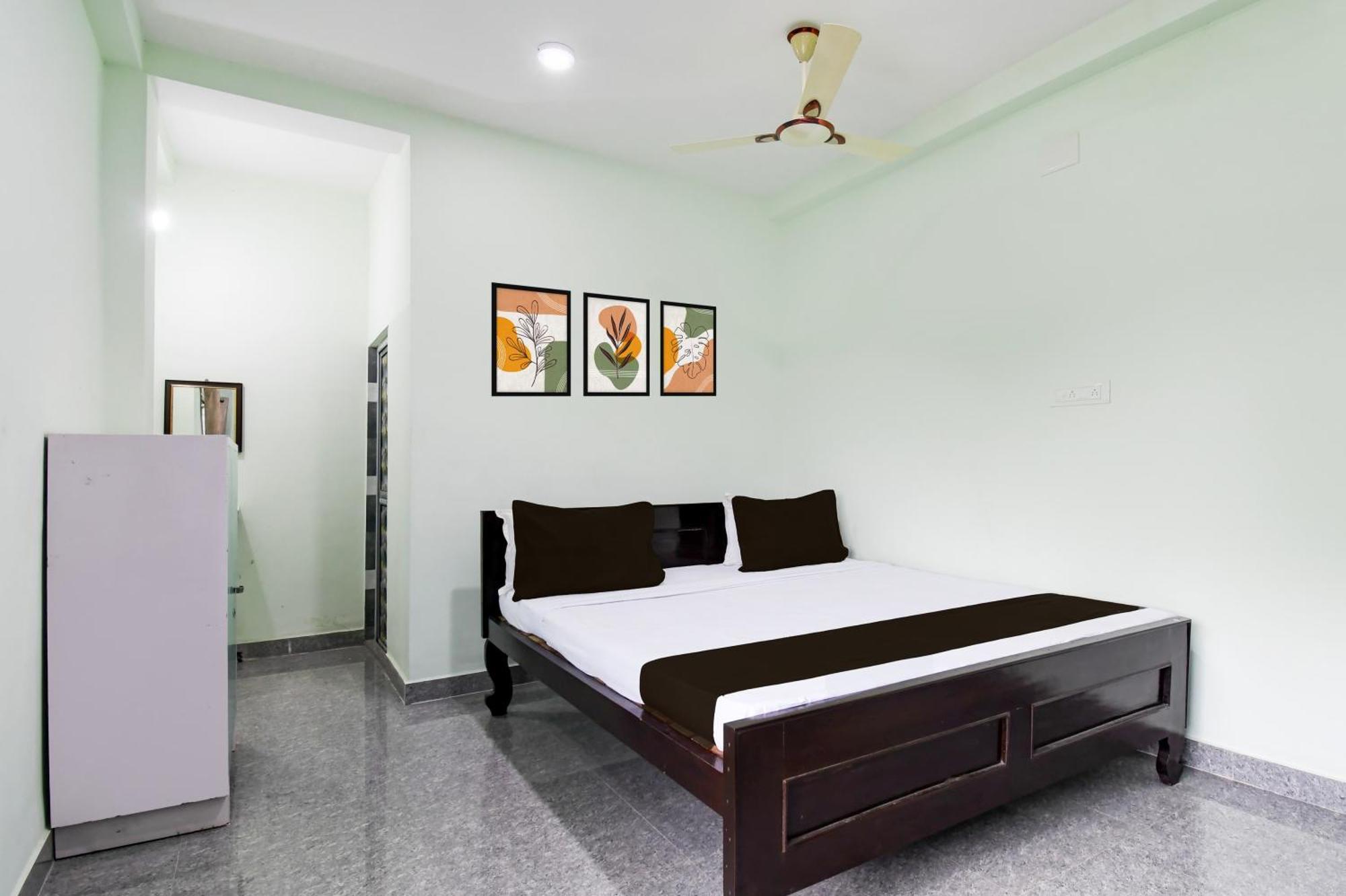 Hotel O Astha Homestay Мандармани Экстерьер фото